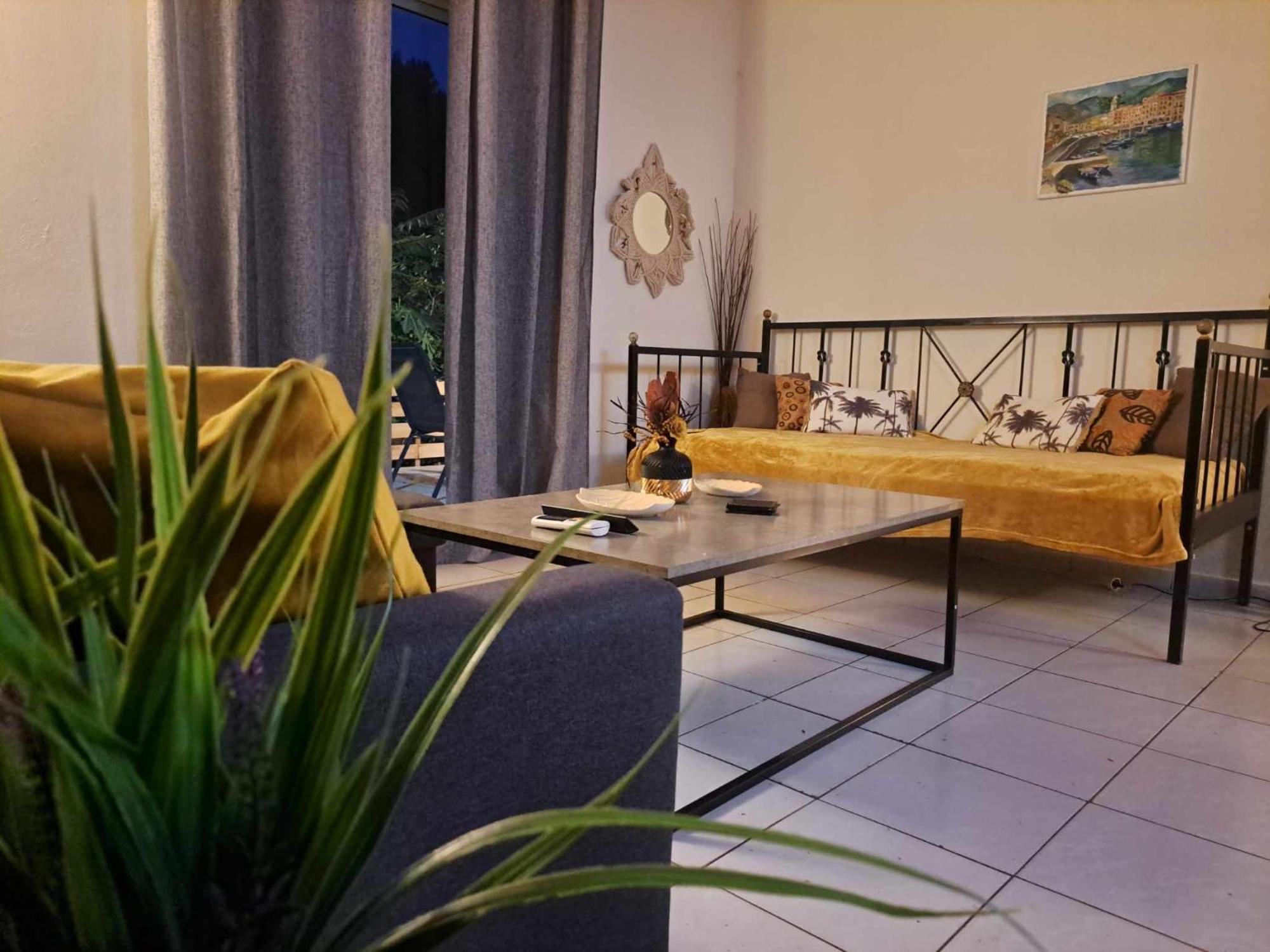 Felina House Villa Artemida  Buitenkant foto